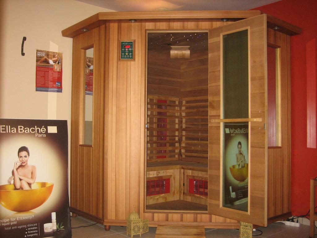 Espace Bien Etre Et Spa Libin ภายนอก รูปภาพ